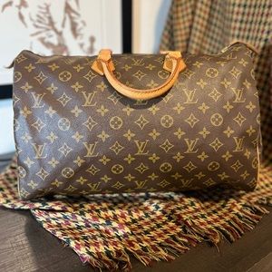 SOLD!!!!!!! !!PRICE DROP!! Louis Vuitton speedy 40